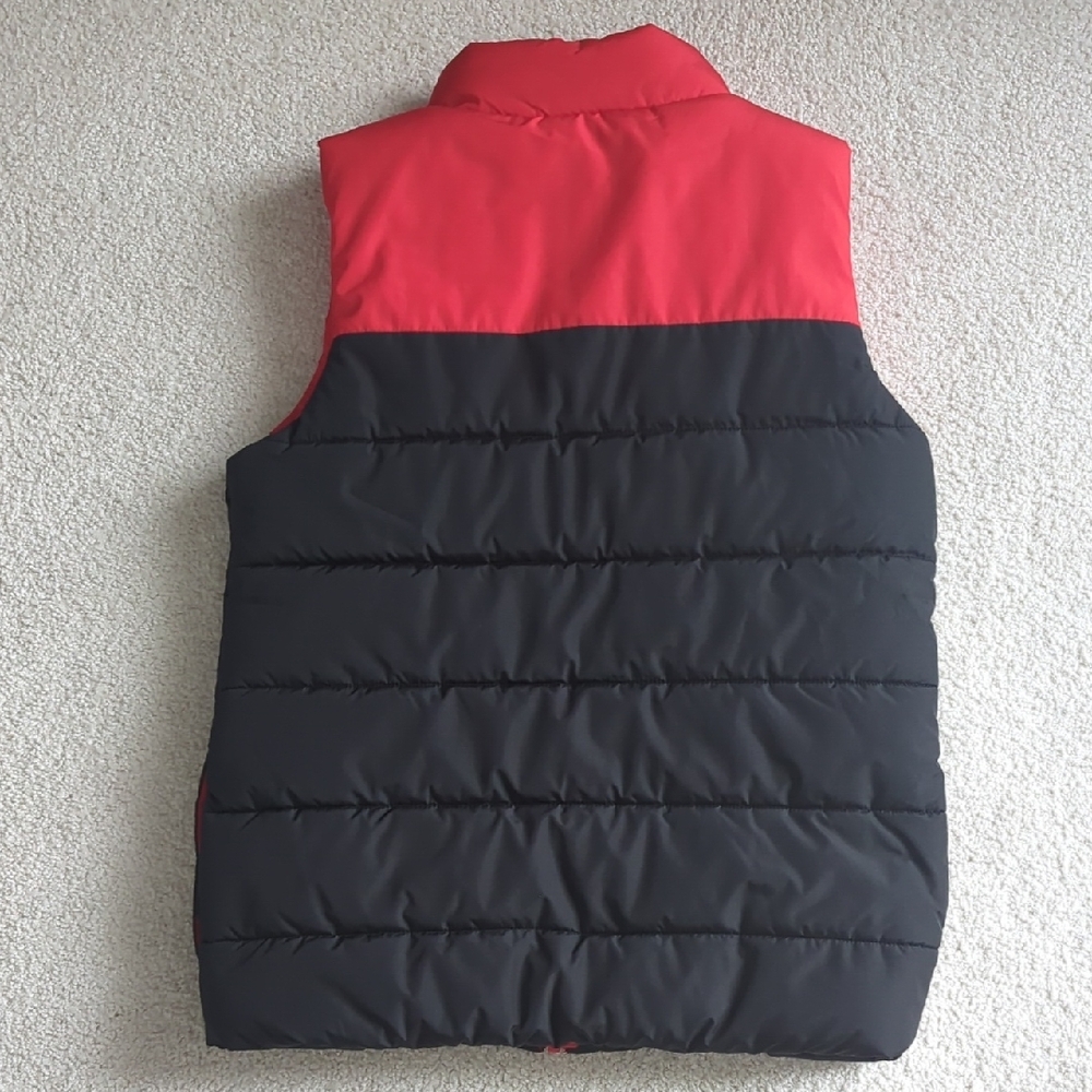 3 For $30. Puma Kids Two-Tone Red and Black Vest - Picture 5 of 9